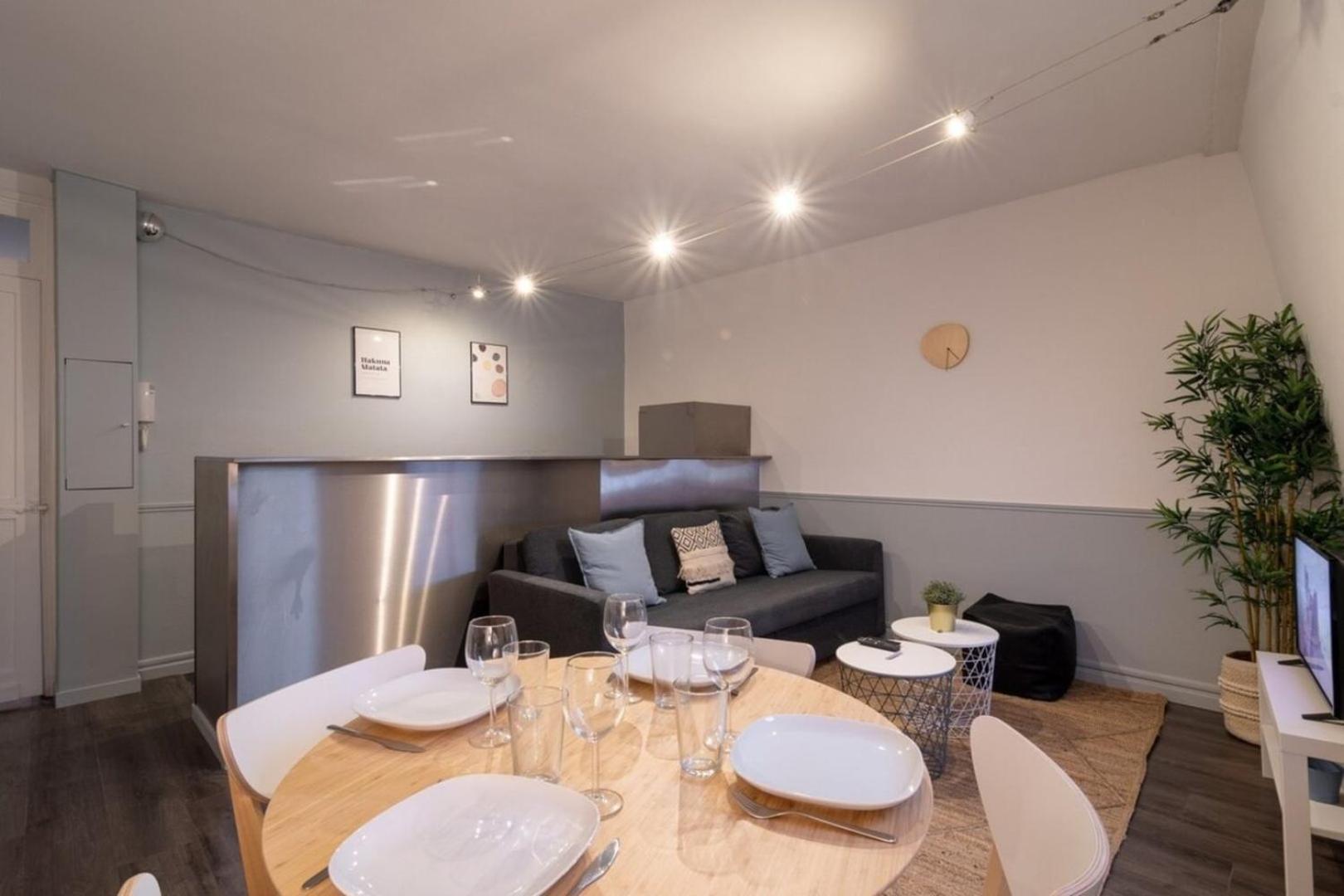 Apartment Near The Train Station Ouigo Tgv Туркоан Екстериор снимка